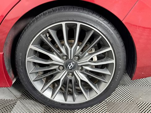 Used 2017 Hyundai Elantra Sport FWD image 36