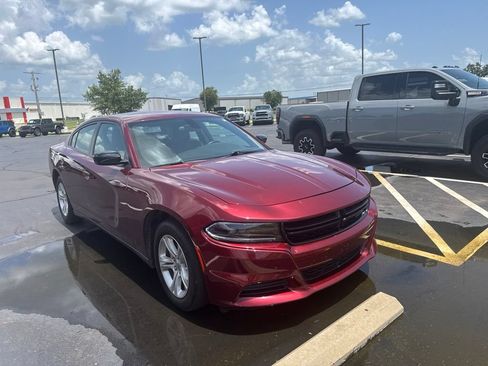 Used 2023 Dodge Charger SXT RWD image 3