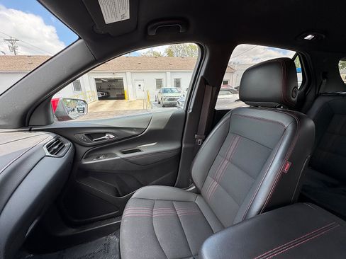 Used 2023 Chevrolet Equinox RS FWD image 8