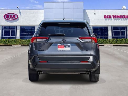 Used 2024 Toyota RAV4 LE FWD image 5
