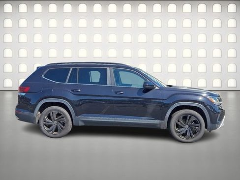 Used 2023 Volkswagen Atlas SE AWD/4WD image 8