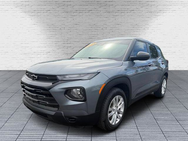 Used 2021 Chevrolet TrailBlazer LS w/ LPO, Blackout Package FWD image 8