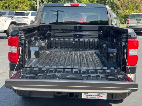New 2025 Ford Maverick XLT w/ XLT Luxury Package FWD image 37