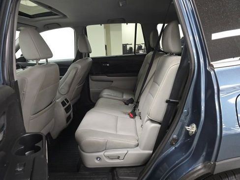 Used 2019 Honda Pilot EX-L image 12