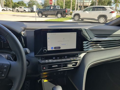 Certified 2026 Toyota Camry SE FWD image 18