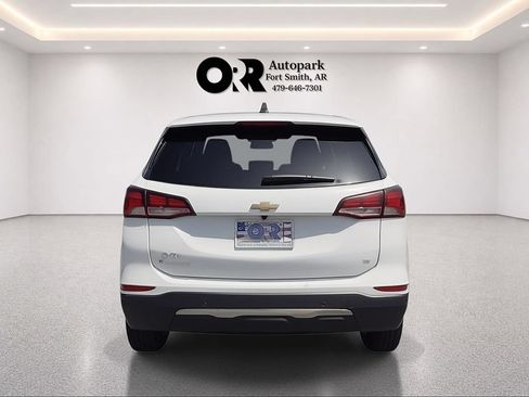Used 2024 Chevrolet Equinox LT FWD image 20