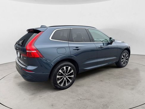Certified 2023 Volvo XC60 B5 Core w/ Climate Package AWD/4WD image 7