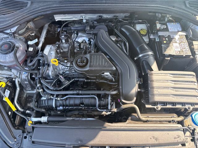 Used 2024 Volkswagen Jetta SE FWD image 28