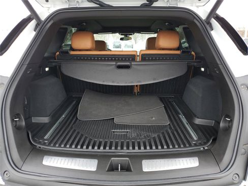 Used 2023 Cadillac XT5 Premium Luxury image 9