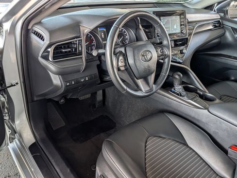 Used 2024 Toyota Camry SE FWD image 13