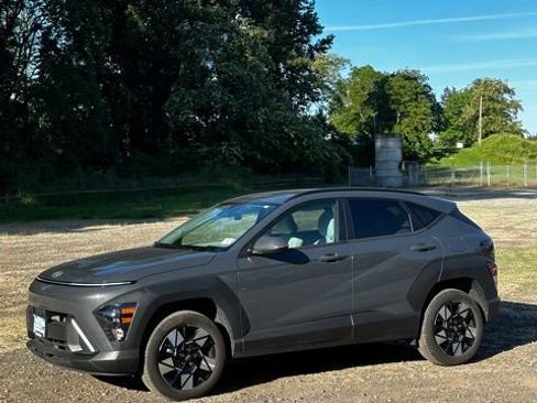 Certified 2024 Hyundai Kona SEL AWD/4WD image 23