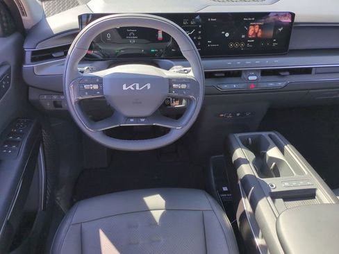 New 2026 Kia EV9 Wind image 32