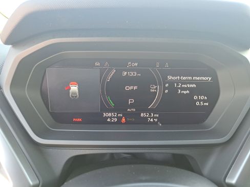 Used 2023 Audi Q4 e-tron Premium Plus w/ Premium Plus RWD image 19
