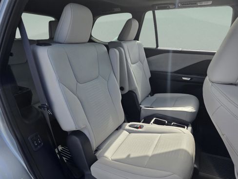 Certified 2024 Lexus TX 350 AWD w/ Captains Chair Package image 24