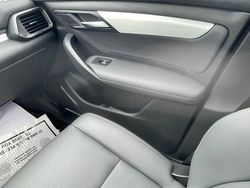 Used 2023 VinFast VF 8 Plus image 79