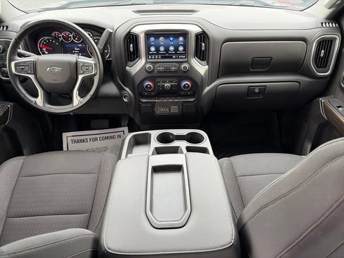 Used 2022 Chevrolet Silverado 1500 RST AWD/4WD image 8