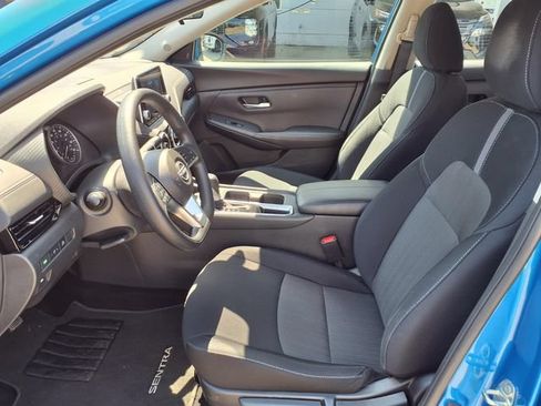 Certified 2025 Nissan Sentra SV FWD image 16