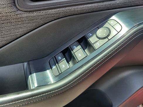 Certified 2023 Nissan Rogue SV FWD image 15
