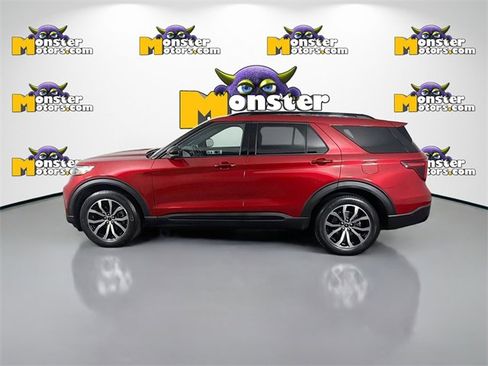Used 2020 Ford Explorer ST w/ Premium Technology Package image 8
