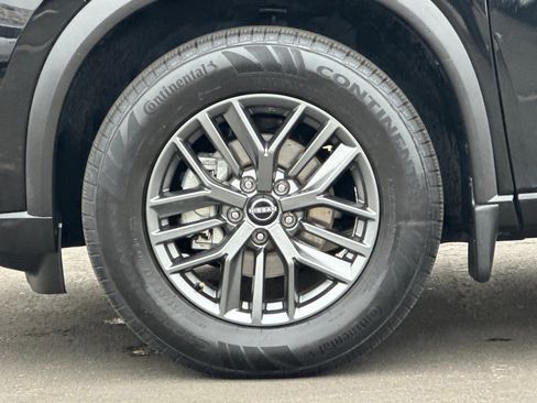 Used 2023 Nissan Rogue S image 26