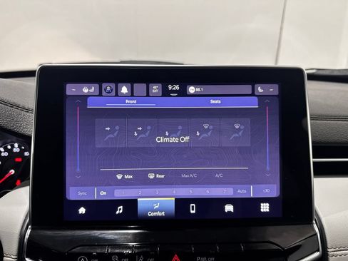 Used 2023 Jeep Compass Limited AWD/4WD image 37