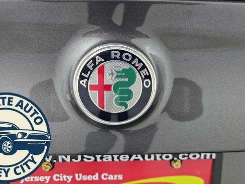 Used 2022 Alfa Romeo Giulia Ti image 26