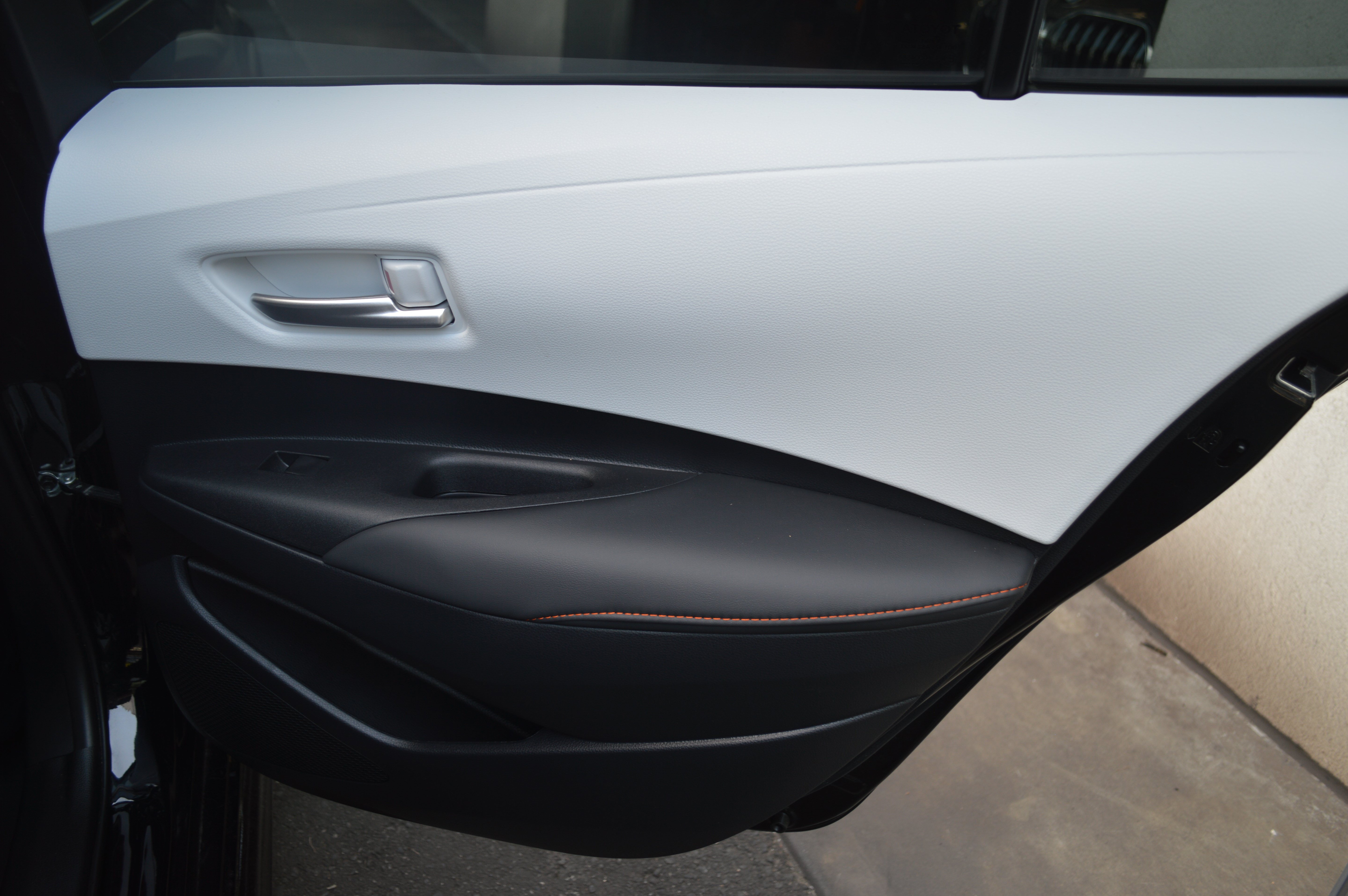 Used 2025 Toyota Corolla FX w/ Convenience Package FWD image 31