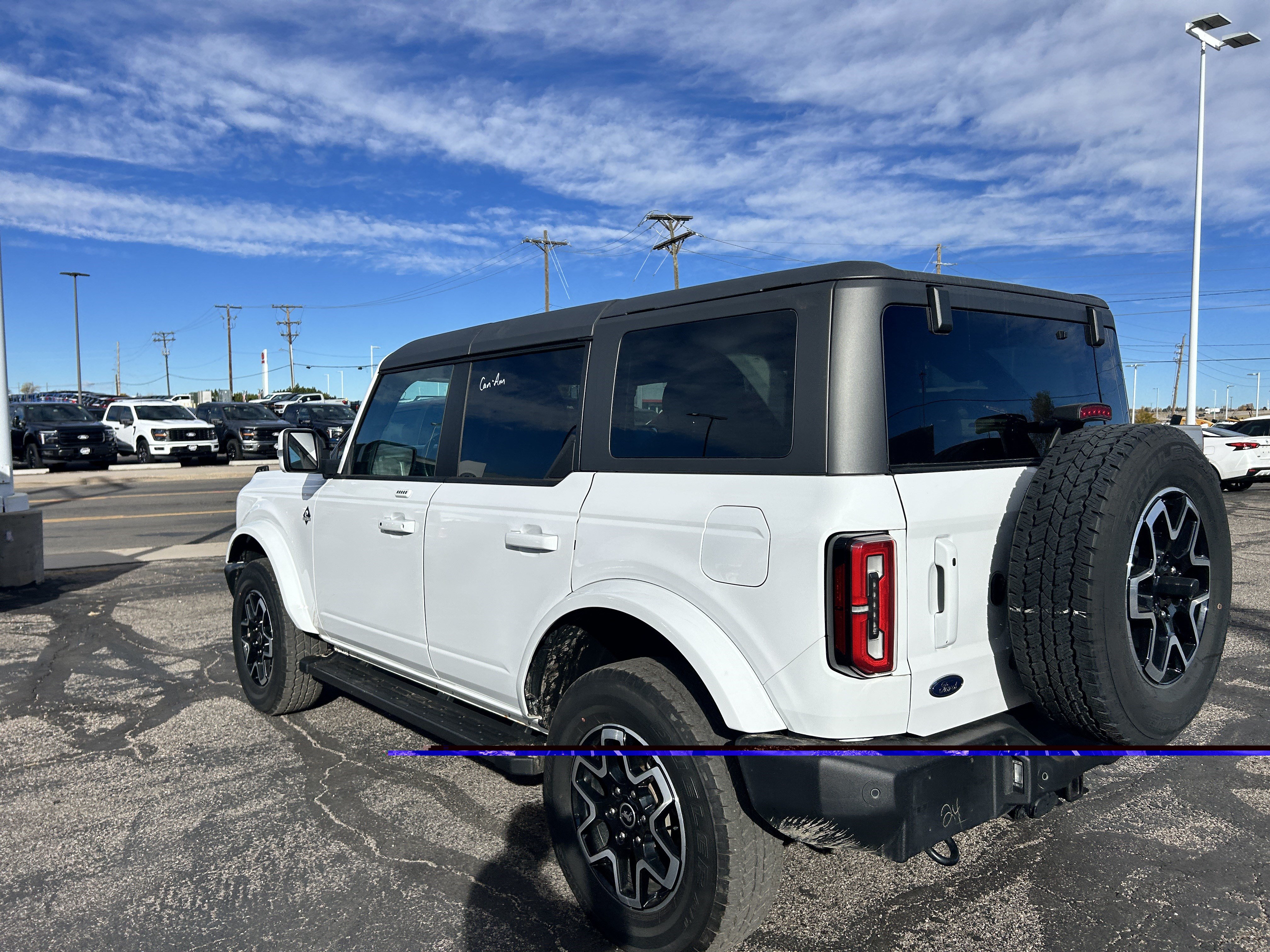 Used 2022 Ford Bronco Outer Banks AWD/4WD image 3