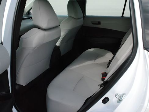 Certified 2023 Toyota Corolla Cross LE AWD/4WD image 10