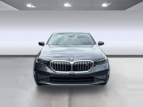 Certified 2024 BMW i5 eDrive40i w/ Premium Package RWD image 6