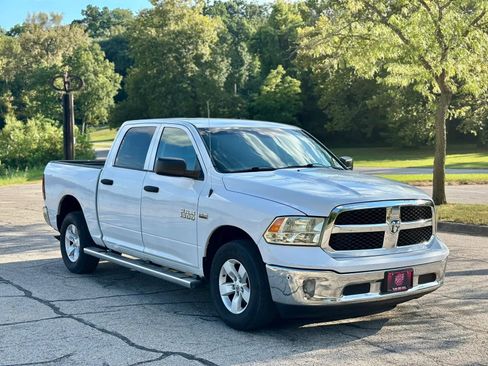 Used 2014 RAM 1500 Tradesman w/ Popular Equipment Group AWD/4WD image 4