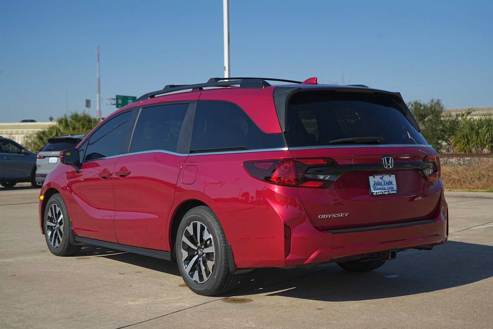 Certified 2026 Honda Odyssey EX-L image 4
