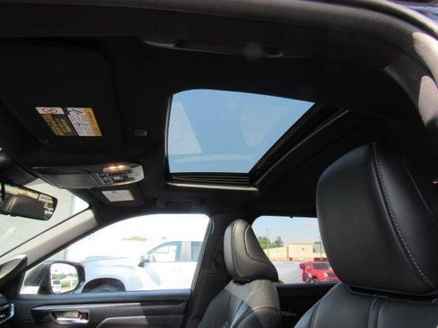 Used 2021 Toyota Highlander XSE AWD/4WD image 11