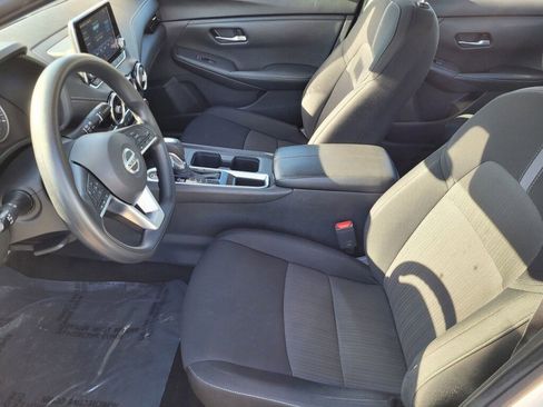Used 2023 Nissan Sentra SV image 9