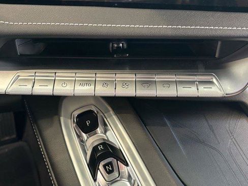 Used 2026 Chevrolet Corvette Stingray Coupe w/ Z51 Performance Package image 14