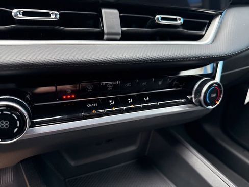 New 2026 Chevrolet Equinox LT w/ Safety and Technology Package image 29