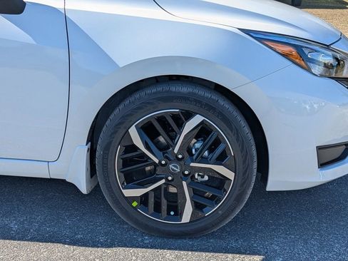 New 2025 Nissan Versa SR w/ Trunk Package FWD image 11