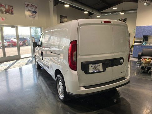 Used 2022 RAM ProMaster City Tradesman FWD image 6