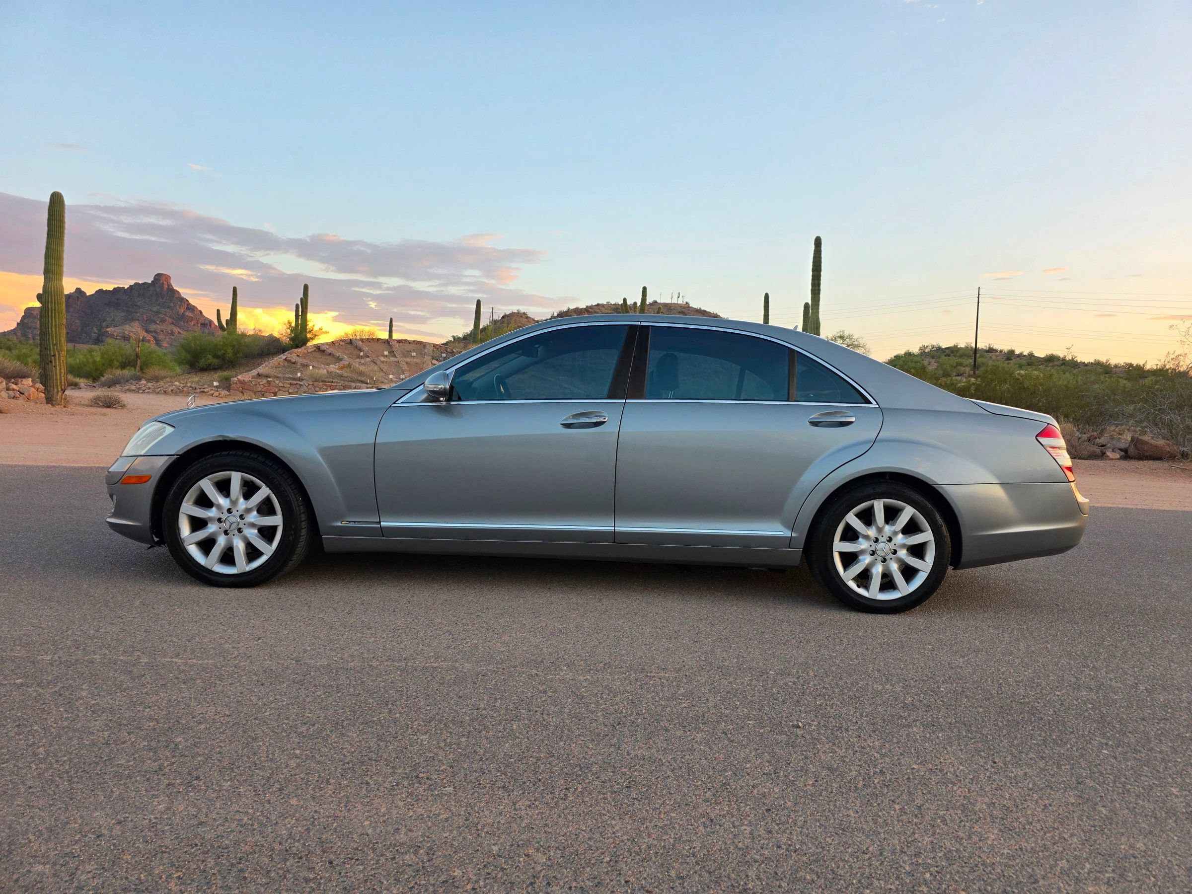 Used 2007 Mercedes-Benz S 550 image 2
