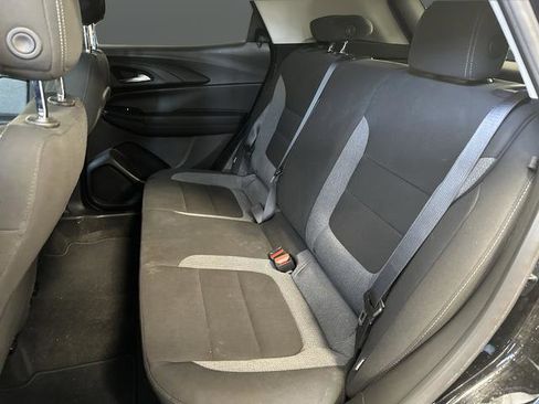 Used 2022 Chevrolet TrailBlazer LT w/ Convenience Package image 24