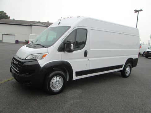 Used 2023 RAM ProMaster 2500 image 1