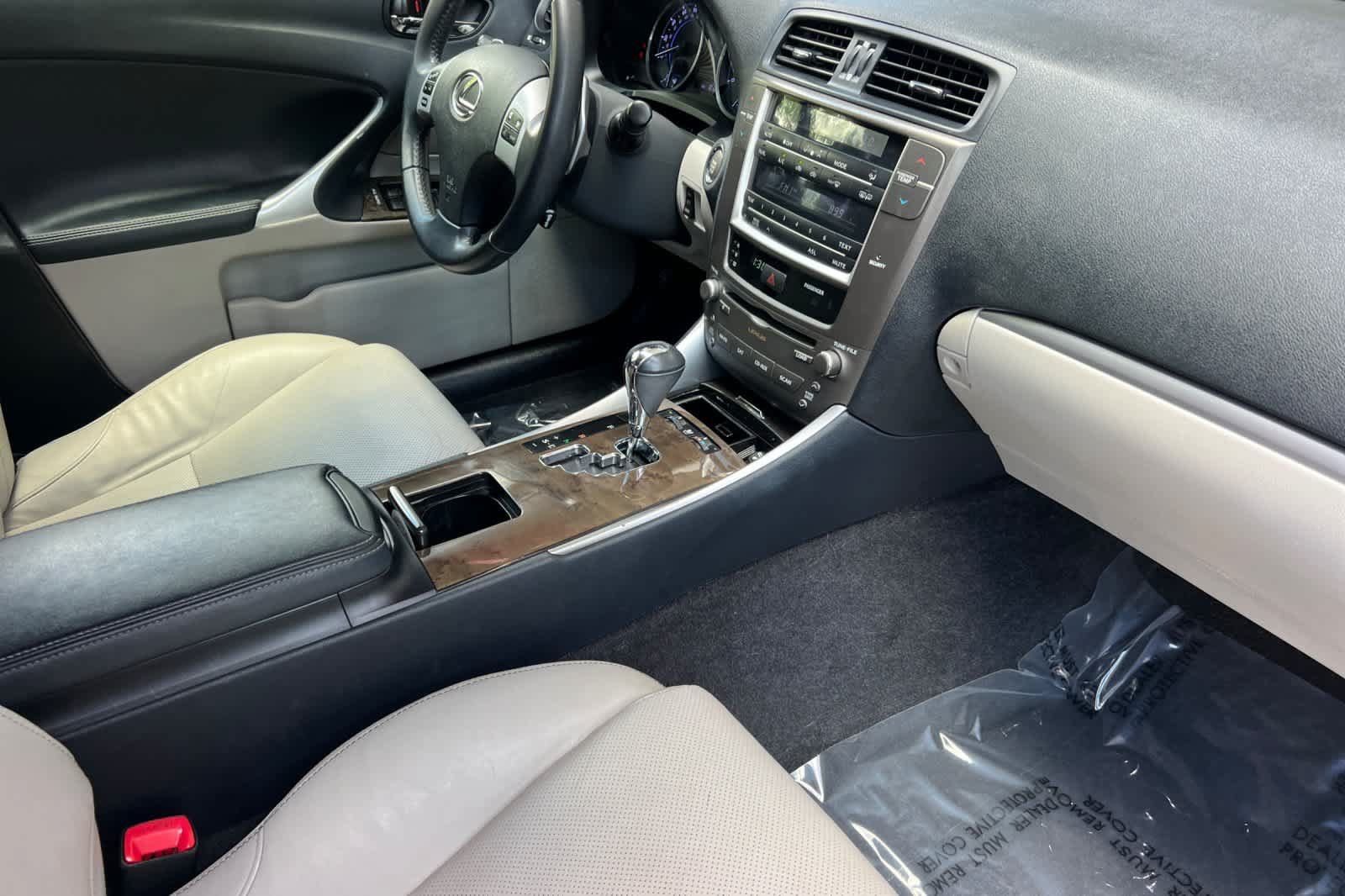 Used 2012 Lexus IS 250 w/ Premium Pkg Value Edition RWD image 16
