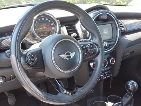 Used 2015 MINI Cooper S FWD image 11