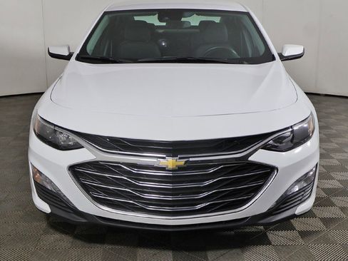 Used 2024 Chevrolet Malibu LT image 9