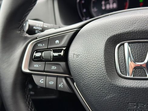 Used 2022 Honda Accord Touring image 20
