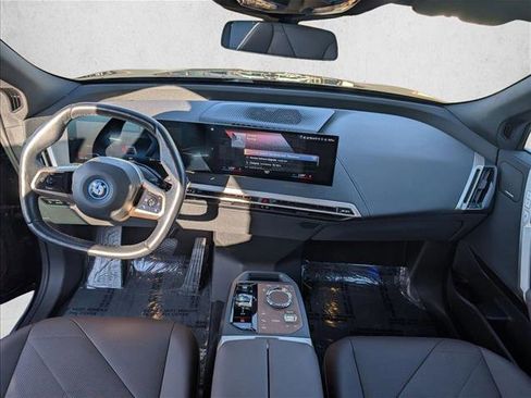 Certified 2023 BMW iX xDrive50 w/ Premium Package image 16