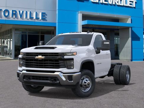 New 2026 Chevrolet Silverado 3500 W/T w/ WT Convenience Package RWD image 6