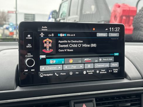 Used 2024 Honda Pilot Touring image 19