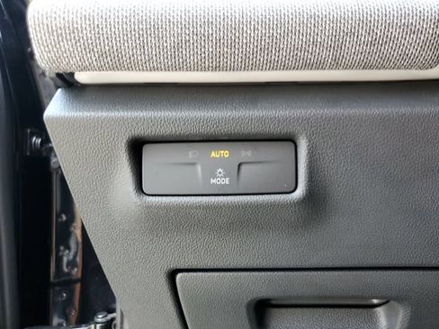 Certified 2026 Volkswagen Tiguan S FWD image 35