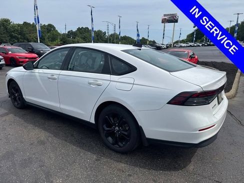 Used 2025 Honda Accord SE image 5